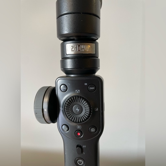 Zhiyun Smooth 4 Professional Gimbal Stabilizer for Smartphones - Picture 5 of 7